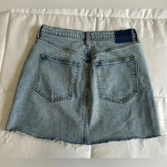 Good condition Abercrombie & Fitch The 90s Micro Mini High Rise Size 10 - Picture 3 of 6